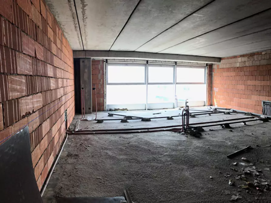 Immagine 3 di Ufficio in vendita  in Via Franciacorta 6 a Rovato