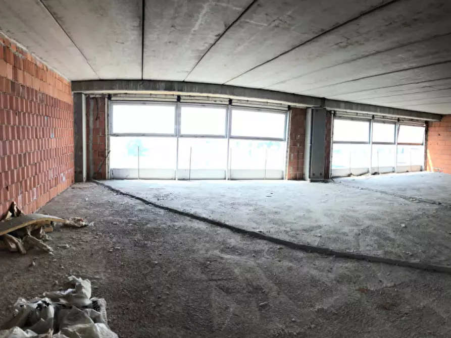 Immagine 6 di Ufficio in vendita  in Via Franciacorta 6 a Rovato