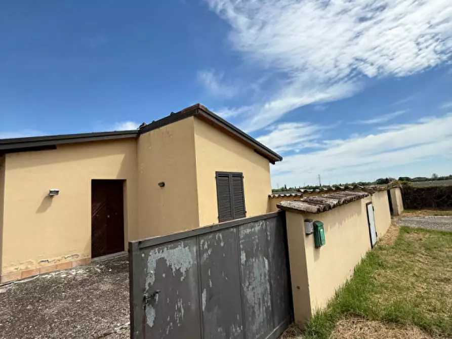 Immagine 3 di Casa indipendente in vendita  in Via Martiri della Liberazione, 78 a Parma