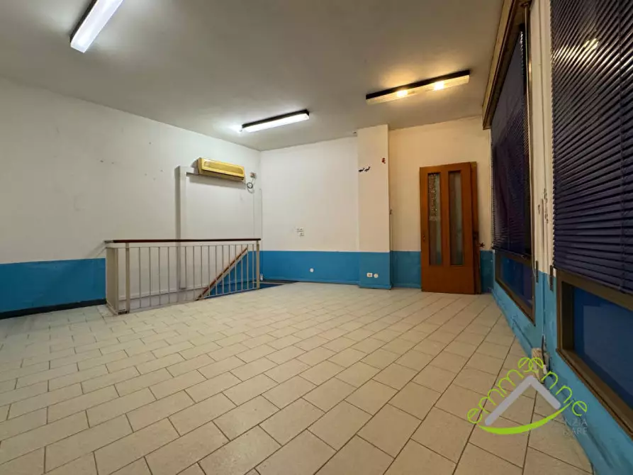 Immagine 5 di Magazzino in vendita  in Via argine sinistro a Dolo