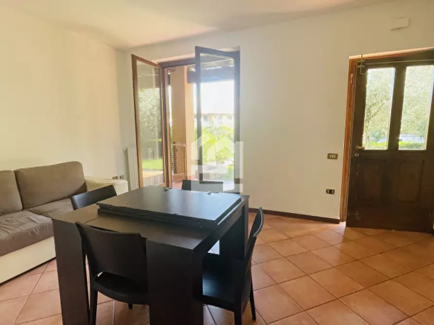 Immagine 5 di Appartamento in vendita  in Via Panoramica a Puegnago Sul Garda
