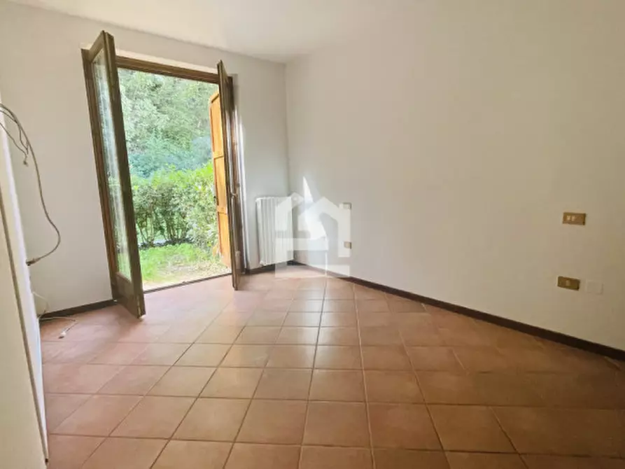 Immagine 9 di Appartamento in vendita  in Via Panoramica a Puegnago Sul Garda