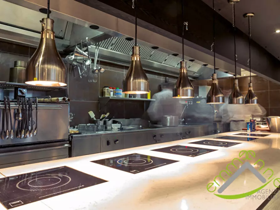 Immagine 3 di Negozio in vendita  a Dolo