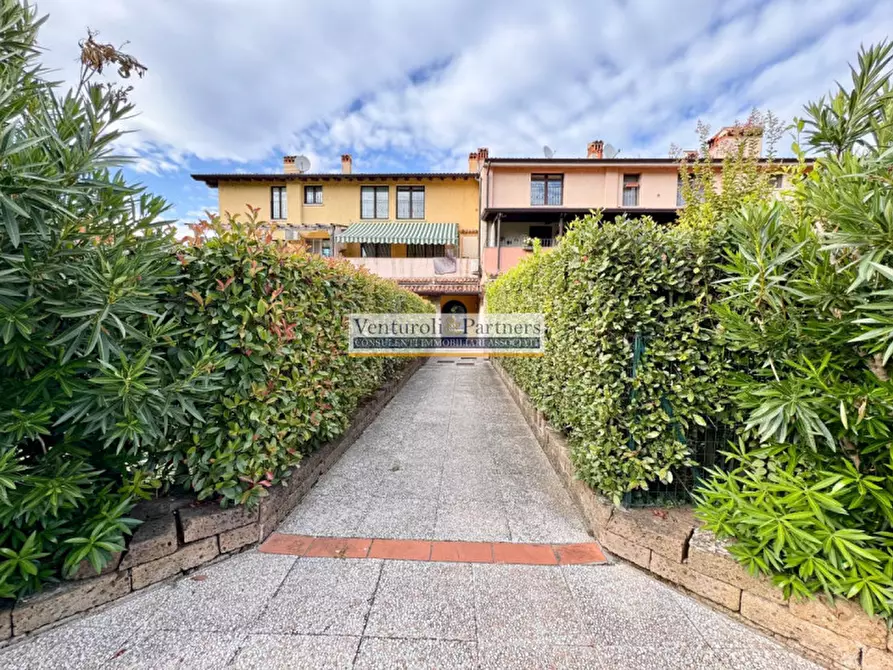 Immagine 1 di Appartamento in vendita  in Via Campagnola a Bedizzole