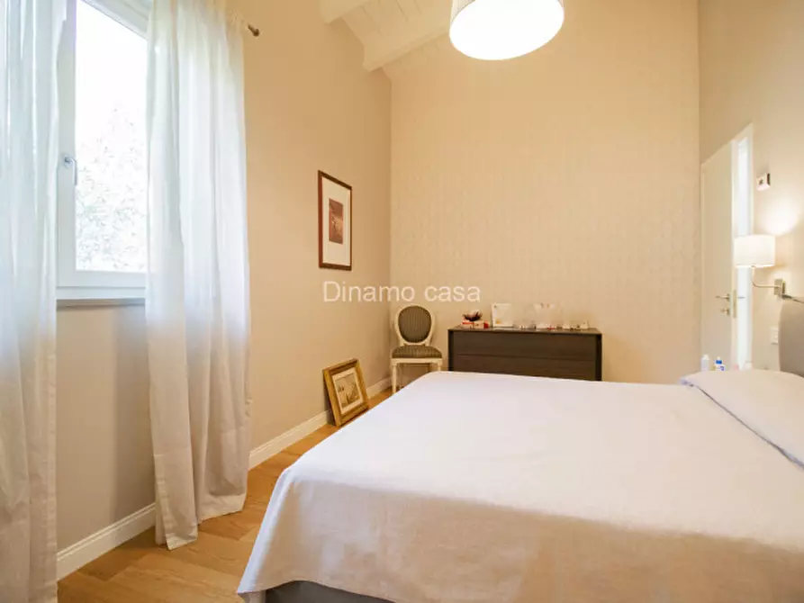 Immagine 7 di Villa in vendita  a Prato