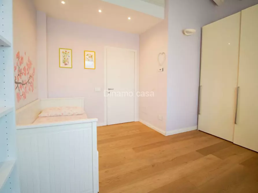 Immagine 10 di Villa in vendita  a Prato