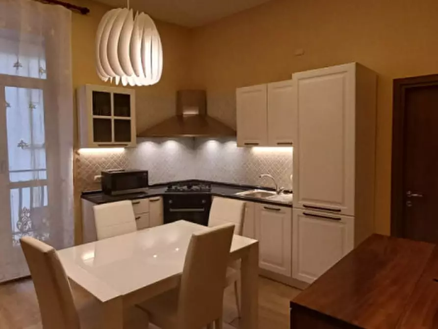 Immagine 7 di Camera in affitto  in vico sopramuro ave gratia plena 15 a Napoli