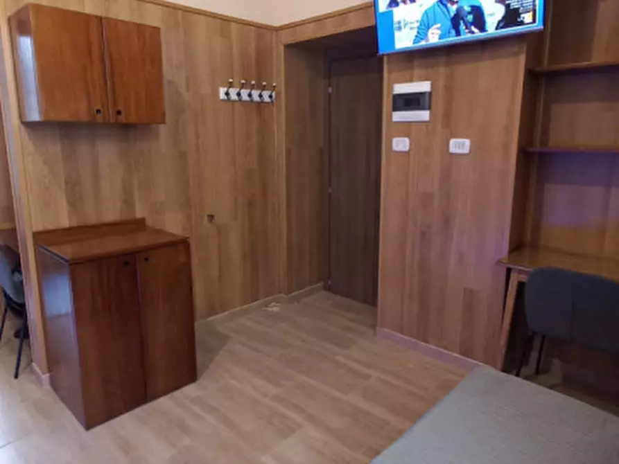 Immagine 14 di Camera in affitto  in vico sopramuro ave gratia plena 15 a Napoli