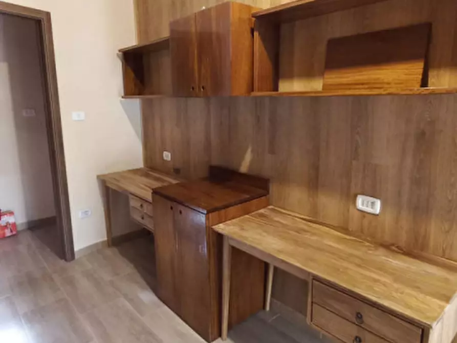 Immagine 46 di Camera in affitto  in vico sopramuro ave gratia plena 15 a Napoli