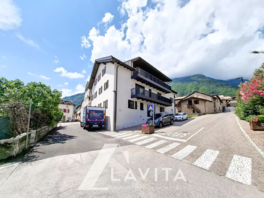 Immagine 3 di Appartamento in vendita  in Termeno via dei Molini a Termeno Sulla Strada Del Vino .Tramin An Der.
