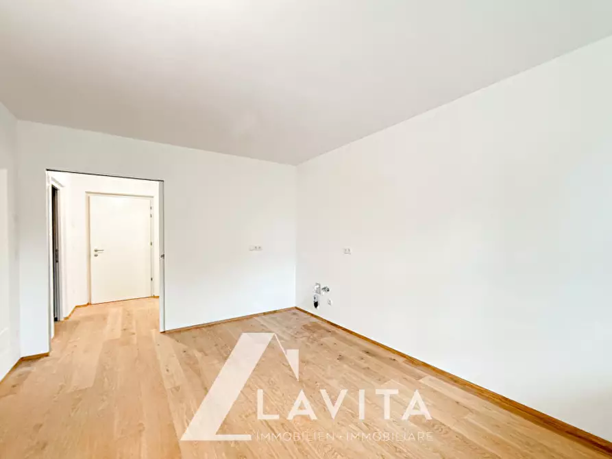 Immagine 4 di Appartamento in vendita  in Termeno via dei Molini a Termeno Sulla Strada Del Vino .Tramin An Der.
