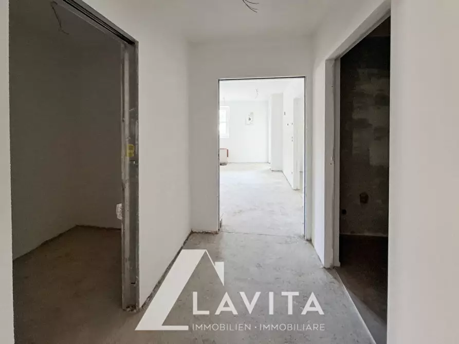 Immagine 6 di Appartamento in vendita  in Termeno via dei Molini a Termeno Sulla Strada Del Vino .Tramin An Der.