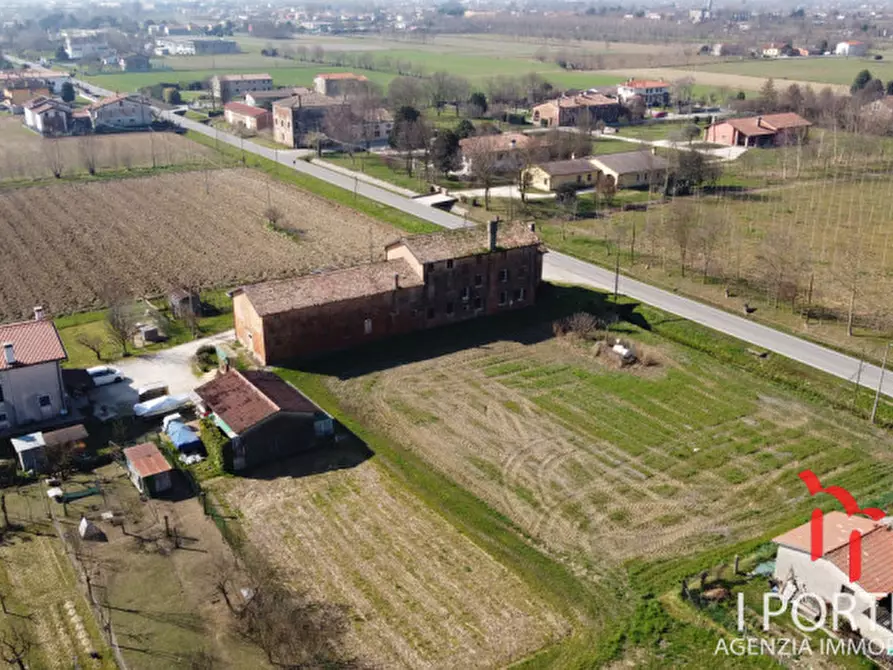 Immagine 6 di Rustico / casale in vendita  in Via Raffaello Sanzio a Santa Maria Di Sala