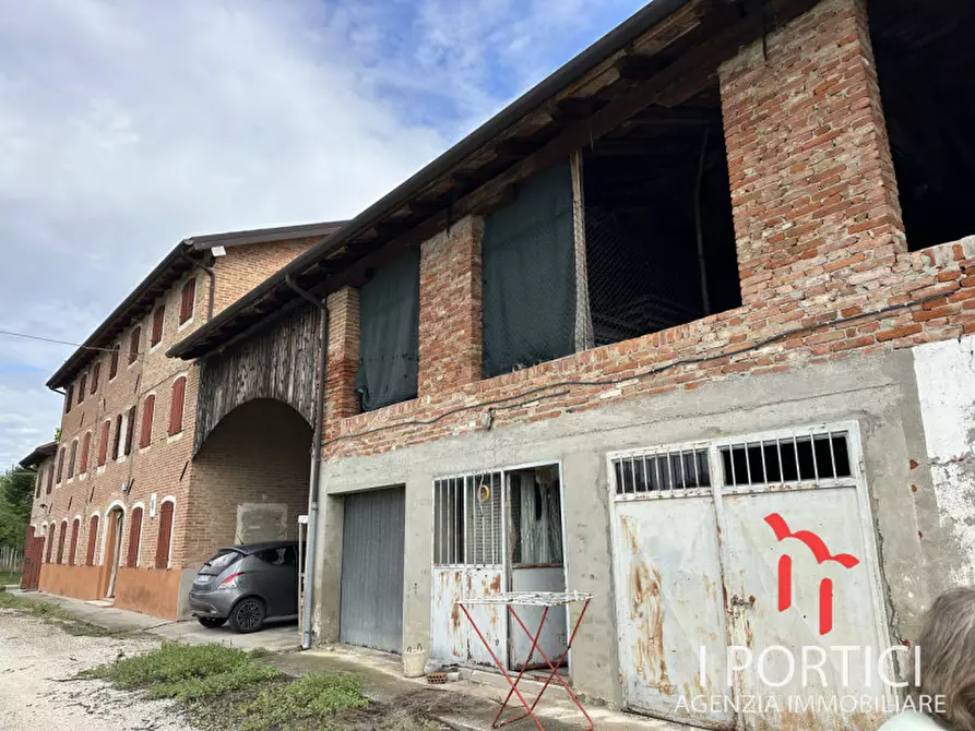 Immagine 34 di Rustico / casale in vendita  in Via Raffaello Sanzio a Santa Maria Di Sala