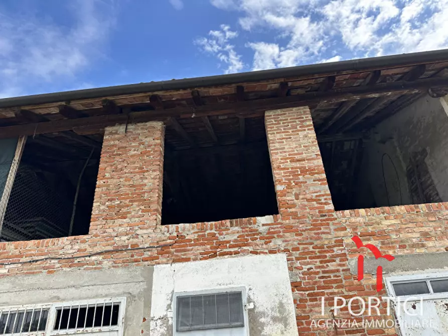 Immagine 35 di Rustico / casale in vendita  in Via Raffaello Sanzio a Santa Maria Di Sala