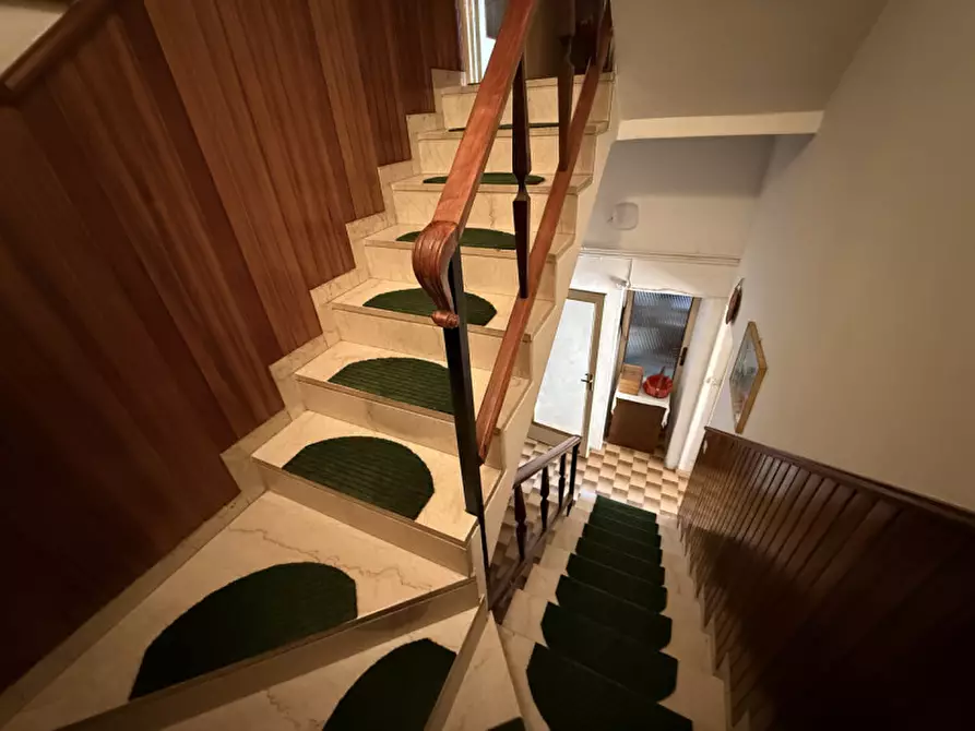 Immagine 10 di Casa indipendente in vendita  in piazza corlo a Lonato del Garda