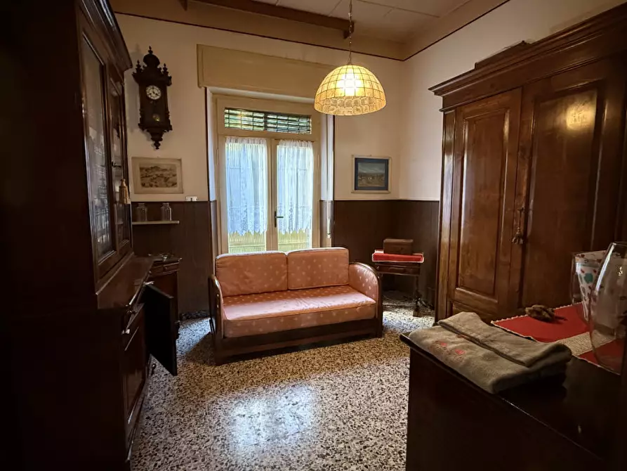 Immagine 15 di Casa indipendente in vendita  in piazza corlo a Lonato del Garda