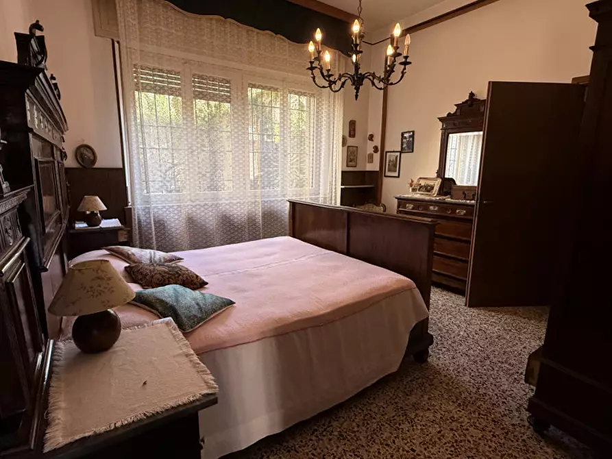 Immagine 16 di Casa indipendente in vendita  in piazza corlo a Lonato del Garda