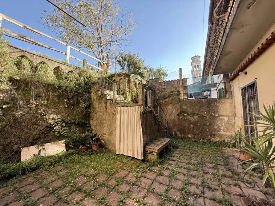 Immagine 23 di Casa indipendente in vendita  in piazza corlo a Lonato del Garda