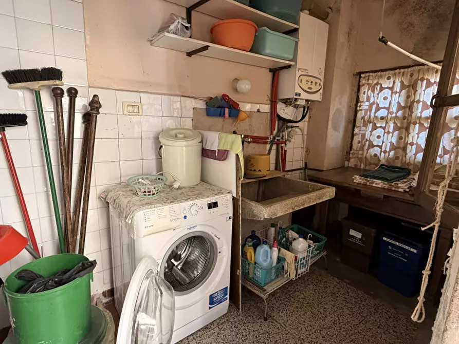 Immagine 26 di Casa indipendente in vendita  in piazza corlo a Lonato del Garda