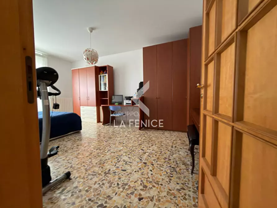 Immagine 24 di Appartamento in vendita  in Via Edmondo De Amicis 19 a Martina Franca