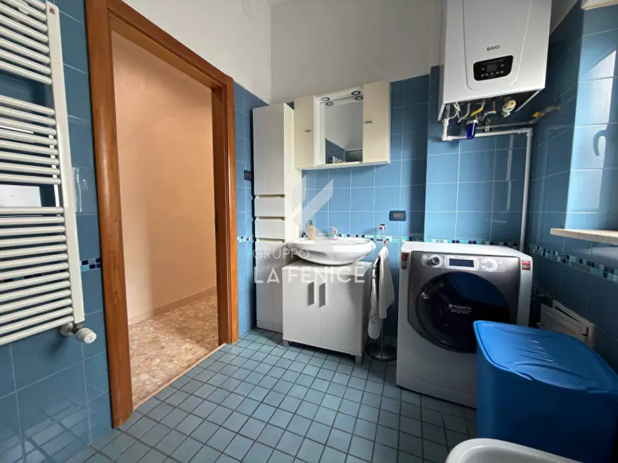 Immagine 35 di Appartamento in vendita  in Via Edmondo De Amicis 19 a Martina Franca