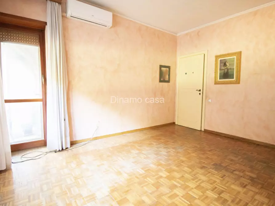 Immagine 6 di Appartamento in vendita  a Prato