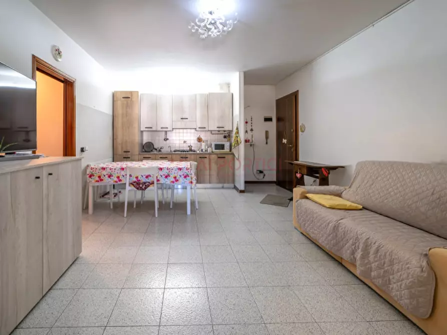 Immagine 2 di Appartamento in vendita  in Via Quattro Novembre a Piove Di Sacco