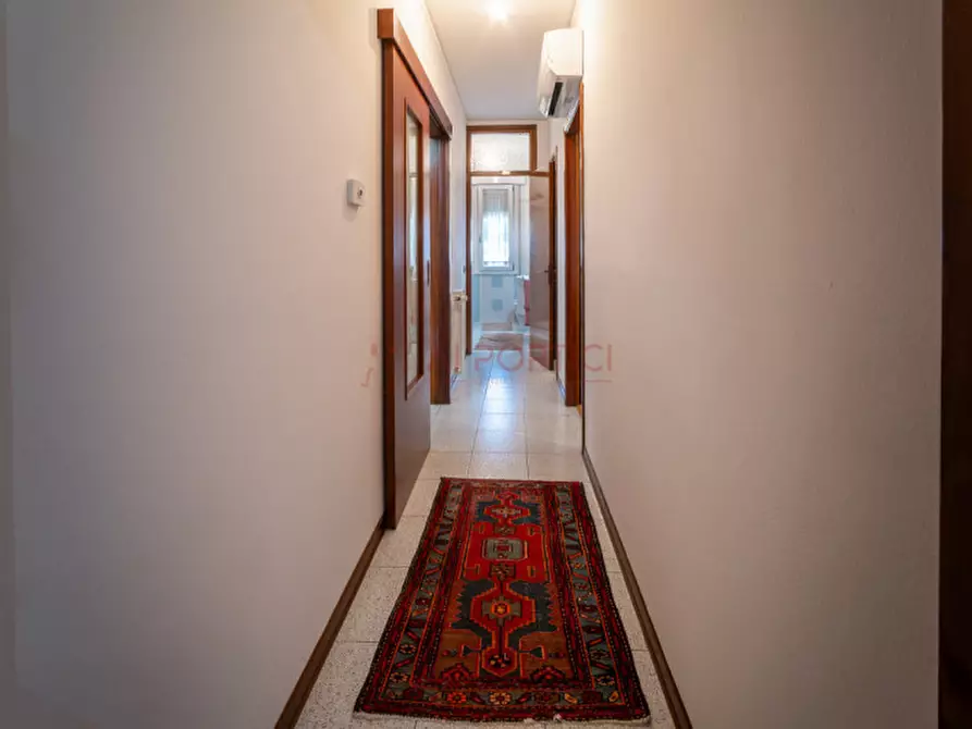 Immagine 15 di Appartamento in vendita  in Via Quattro Novembre a Piove Di Sacco