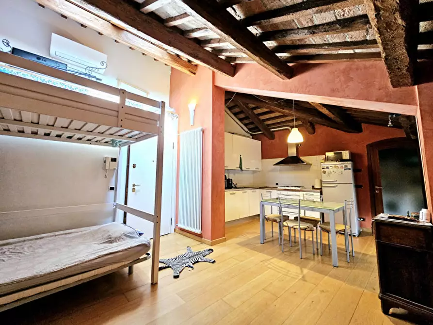 Immagine 3 di Appartamento in vendita  in VIA PRINCIPE AMEDEO a Este