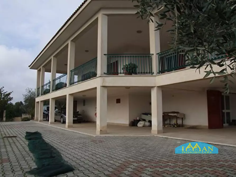 Immagine 29 di Villa in vendita  in Contrada Pascarosa a Ostuni