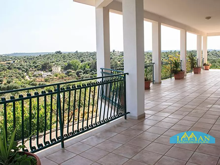Immagine 38 di Villa in vendita  in Contrada Pascarosa a Ostuni