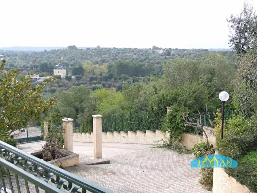 Immagine 41 di Villa in vendita  in Contrada Pascarosa a Ostuni