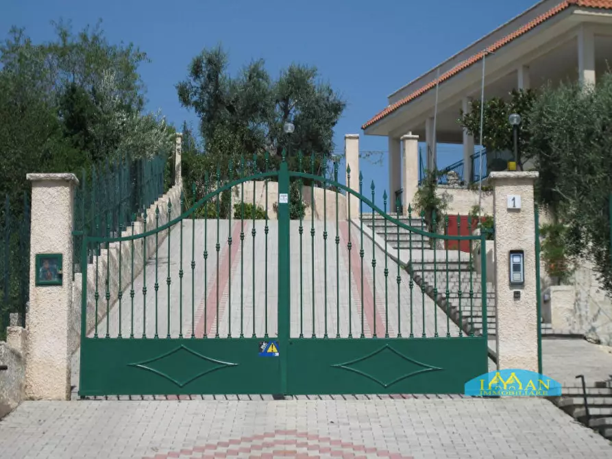 Immagine 44 di Villa in vendita  in Contrada Pascarosa a Ostuni