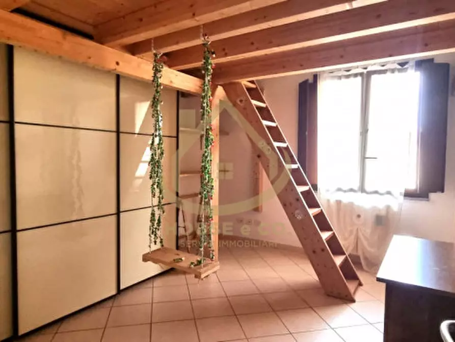 Immagine 7 di Appartamento in vendita  in Corso Genova a Vigevano