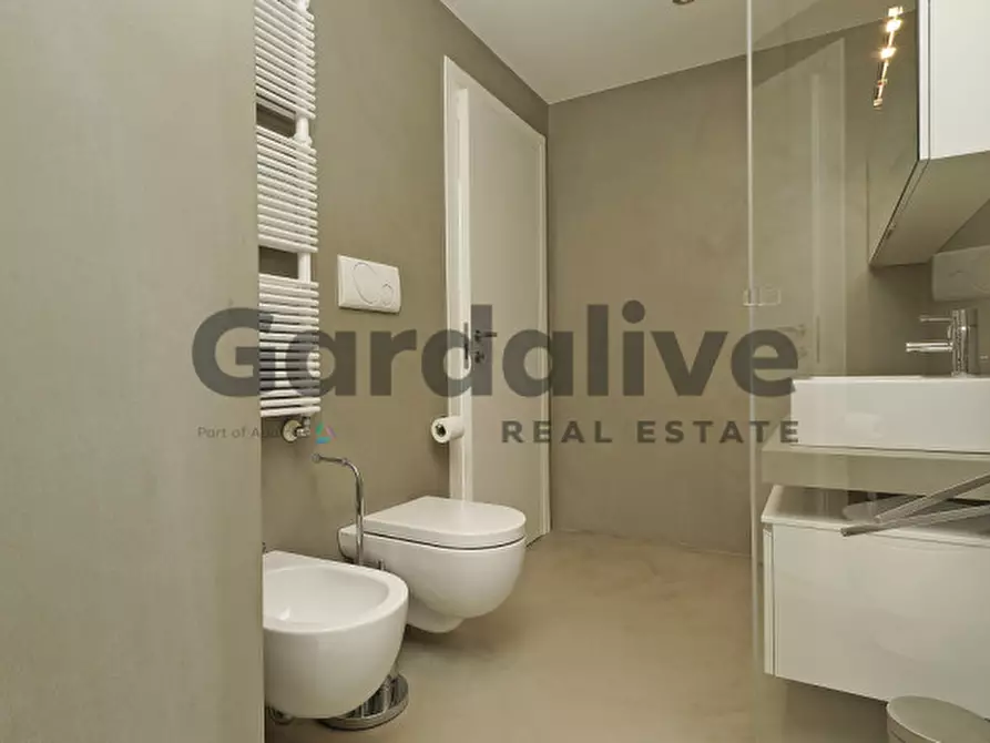 Immagine 21 di Appartamento in vendita  in Via Catullo 16 a Lonato del Garda