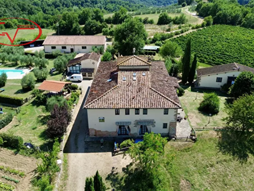 Immagine 5 di Villa in vendita  in Cicogna a Terranuova Bracciolini