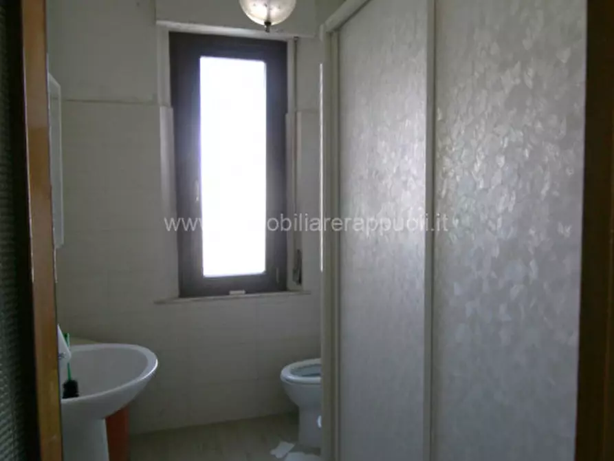 Immagine 9 di Villetta a schiera in vendita  a Torrita Di Siena