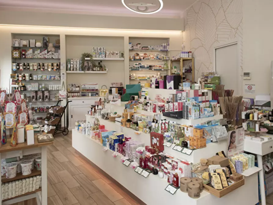 Immagine 8 di Attività commerciale in vendita  in C.so Orbassano 207/E a Torino