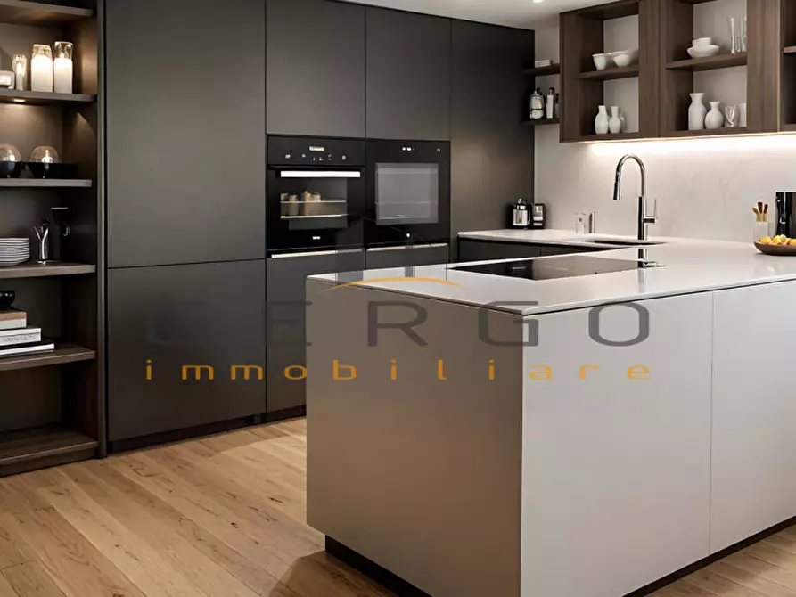 Immagine 3 di Casa trifamiliare in vendita  in Via Antonio Meucci a Montegrotto Terme
