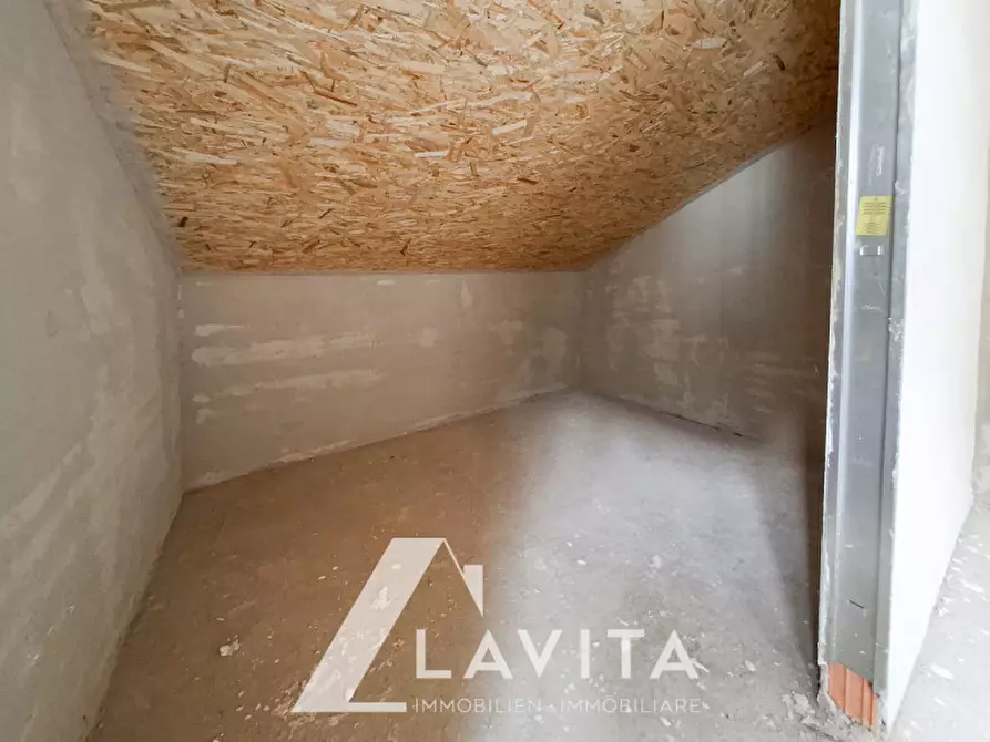 Immagine 10 di Attico in vendita  in via dei Molini a Termeno Sulla Strada Del Vino .Tramin An Der.