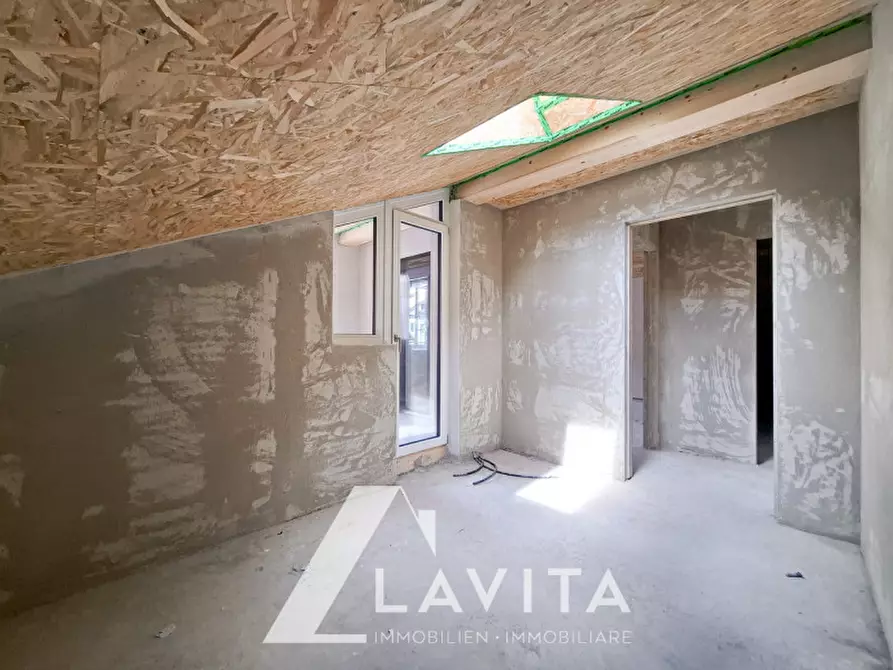 Immagine 11 di Attico in vendita  in via dei Molini a Termeno Sulla Strada Del Vino .Tramin An Der.