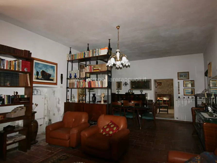 Immagine 4 di Appartamento in vendita  a Sinalunga