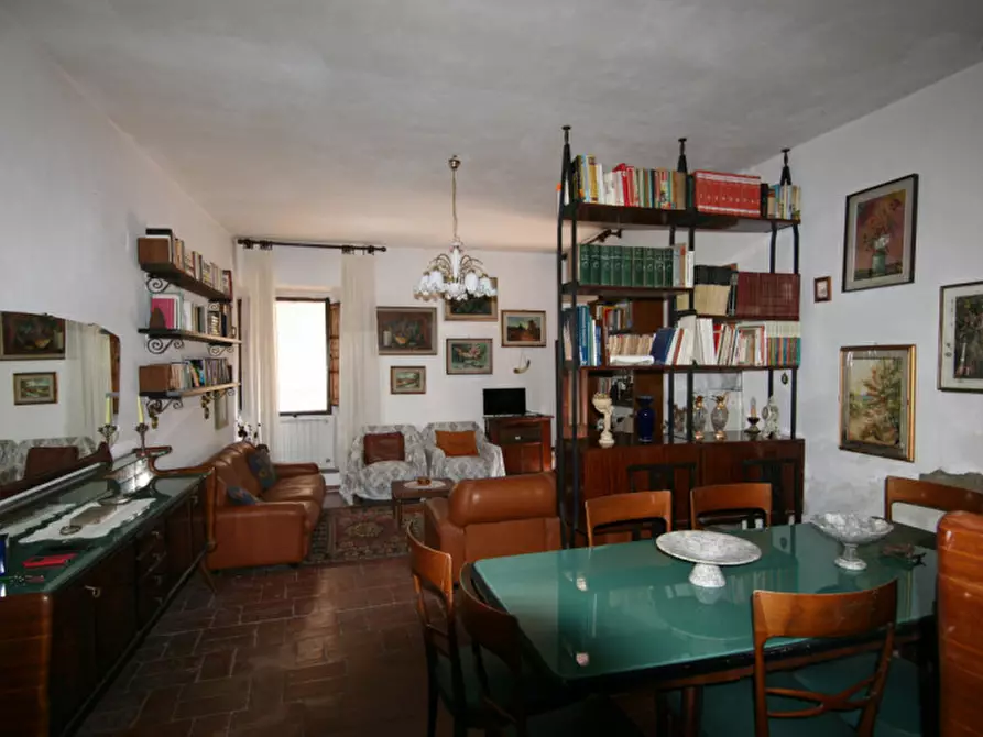 Immagine 5 di Appartamento in vendita  a Sinalunga