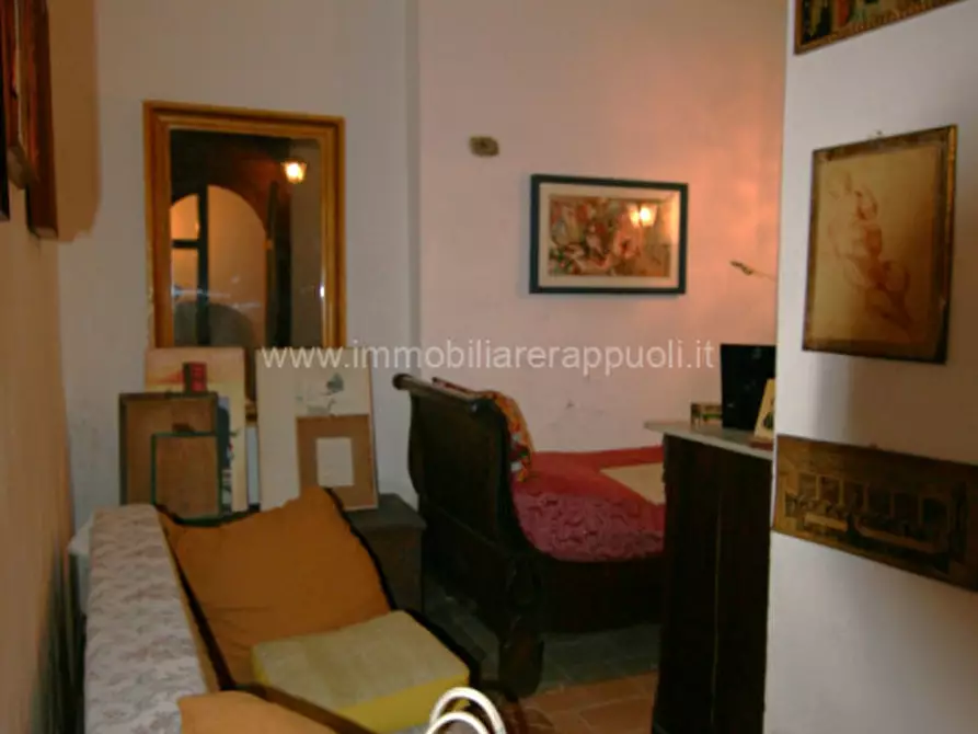 Immagine 8 di Appartamento in vendita  a Sinalunga