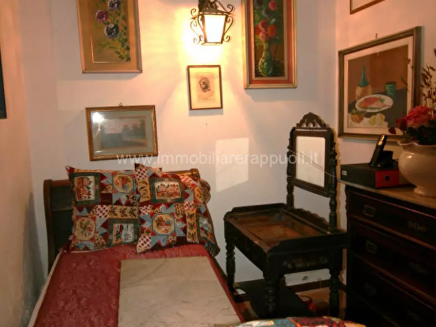 Immagine 9 di Appartamento in vendita  a Sinalunga