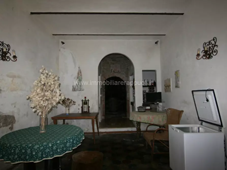 Immagine 16 di Appartamento in vendita  a Sinalunga