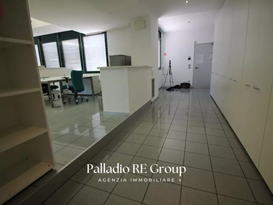 Immagine 4 di Ufficio in affitto  in Via Largo Tiepolo a Creazzo