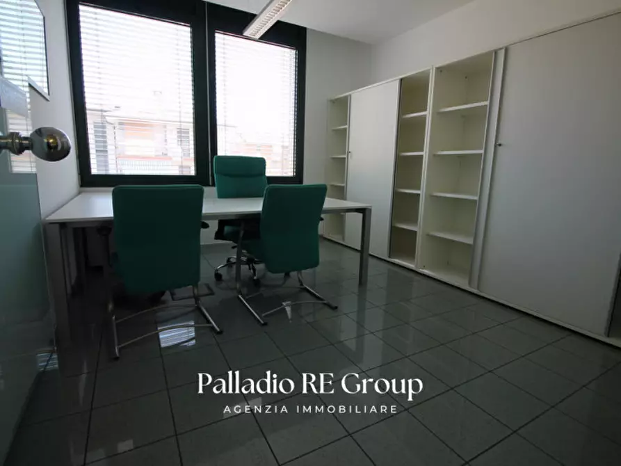 Immagine 10 di Ufficio in affitto  in Via Largo Tiepolo a Creazzo