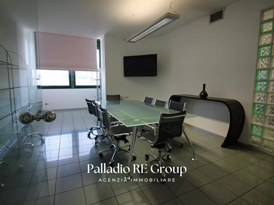 Immagine 14 di Ufficio in affitto  in Via Largo Tiepolo a Creazzo